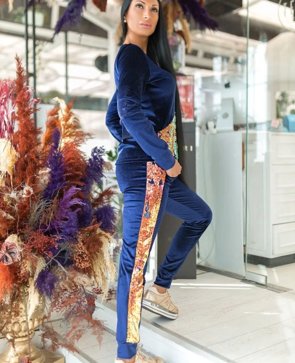 Kristina Great (van gils) Women’s tracksuit - Velvet, sequins 715 | 715-2