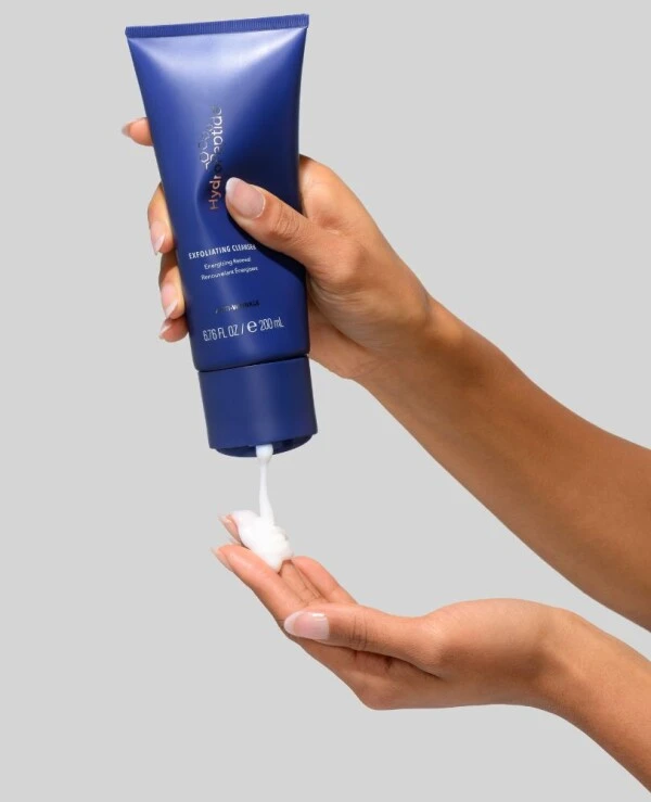 HydroPeptide Очищающее отшелушивающее средство для лица | Exfoliating Cleanser0
