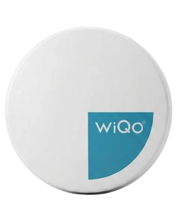 Wiqo - Легкая тонирующая крем-пудра WiQo ICP Cream Invisible Colored Protective Medium, 10.5 мл