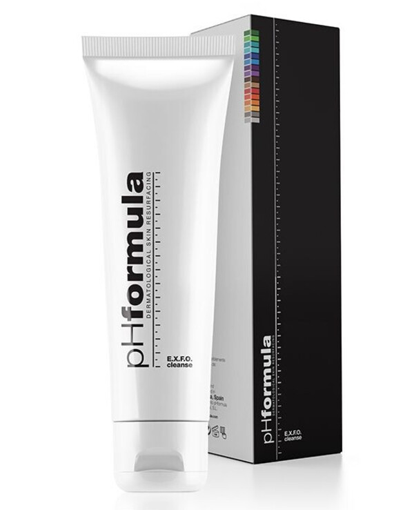 PHformula - Moisturizing exfoliant cleaner E.X.F.O. cleanse 100ml