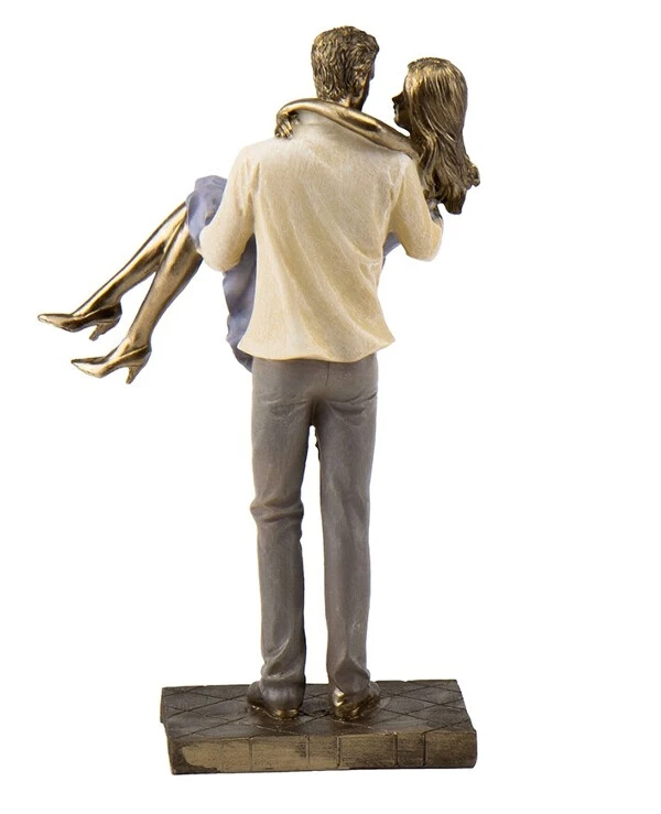 Statuettes - Статуэтка На руках у любимого (26 см)  Золото back