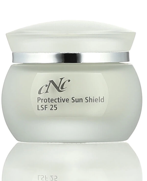 CNC Cosmetic - Солнцезащитный крем с SPF 25 Аesthetic world Protective Sun Shield SPF 25 50 мл
