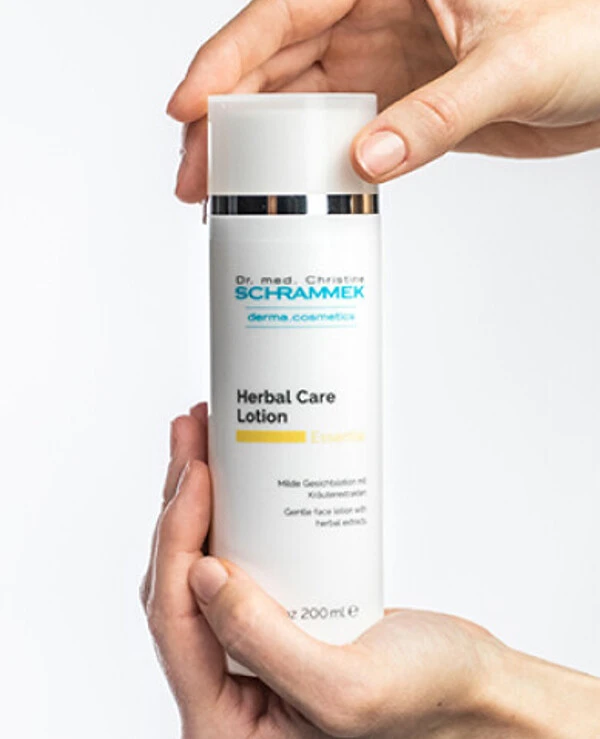 Dr.Schrammek - Увлажняющий и успокаивающий тоник Herbal Care Lotion 50 мл back