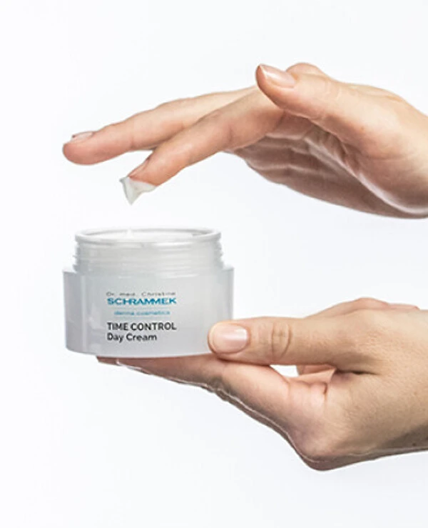 Dr.Schrammek - Крем дневной против морщин с пептидным комплексом Matrixil 3000 Time Control Day Cream 50 мл back