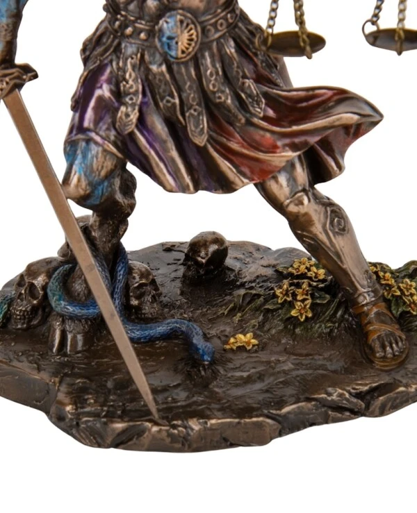 Veronese Figurine Court of the Nephilim (25 cm) 77935A4 | na34537660d3c11ef8a19002590e9c1ad