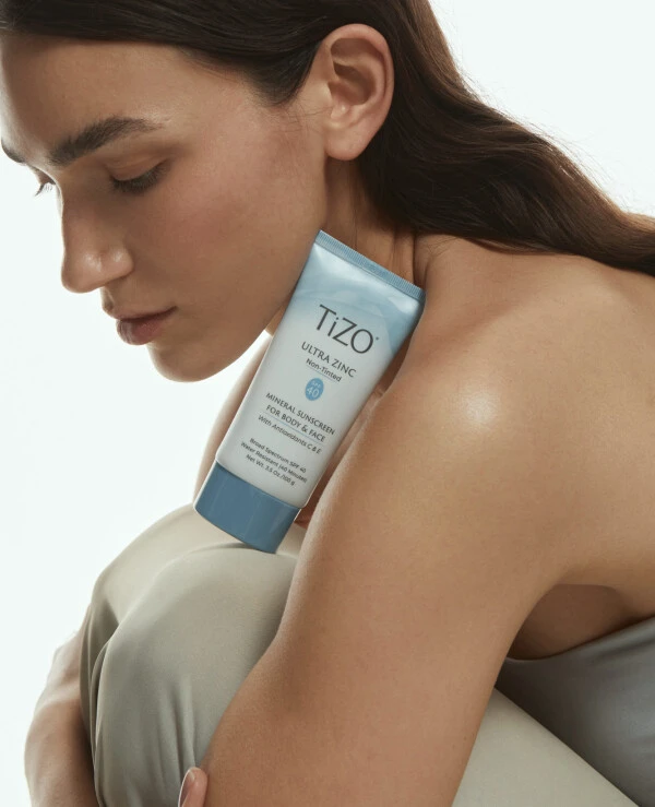 Tizo Минеральный солнцезащитный крем для лица и тела без оттенка | Ultra Zinc Body & Face Non-Tinted SPF 40
