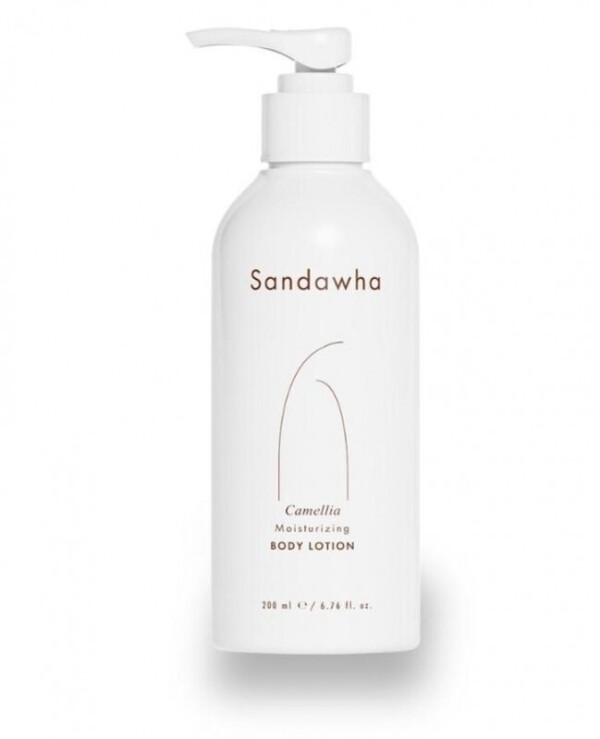 Sandawha - Moisturizing and restorative body lotion with Japanese camellia extract Camellia Moisturizing Body Lotion 200ml