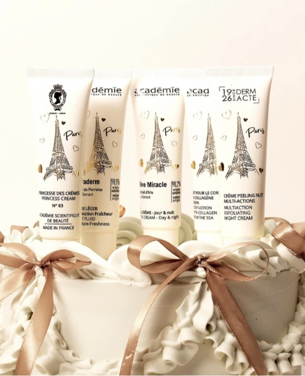 Academie A limited edition set for the brand