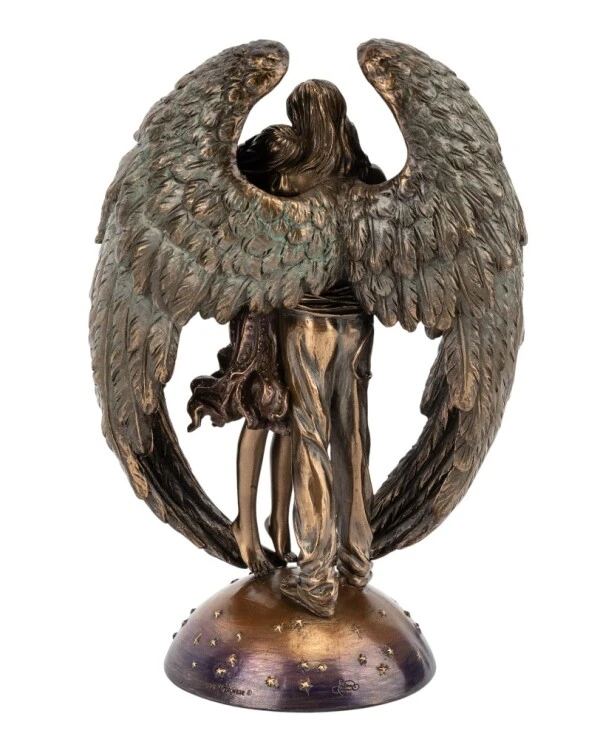 Veronese Guardian Angel of Love Figurine, 25 cm (76849A4) | Veronese Guardian Angel of Love, 25 cm (76849A4)