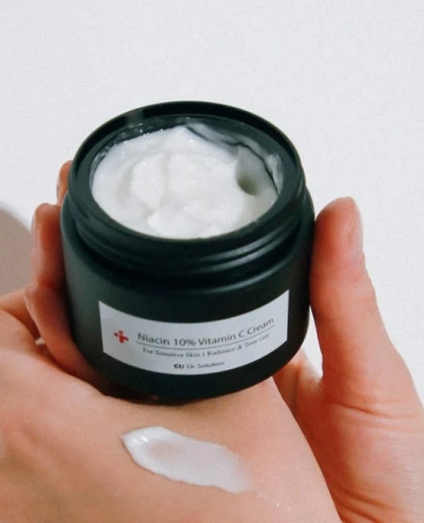 CU Skin Осветляющий крем с ниацинамидом 10% и витамином C | Осветляющий крем с ниацинамидом 10% и витамином C